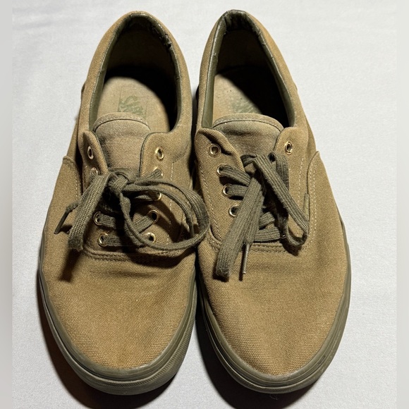 Vans “Eras” Army Green Gumsole - Picture 2 of 10